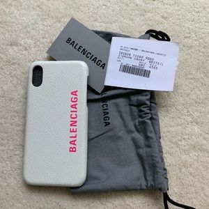 BALENCIAGA WHITE GRAINED LEATHER IPHONE X CASE HOLDER.